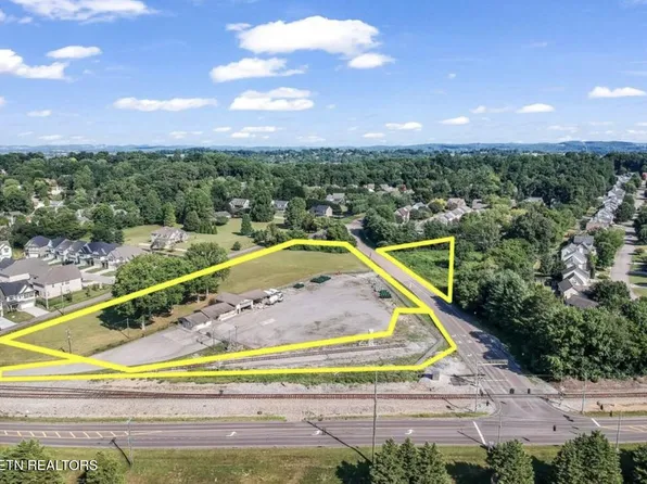 860 S Gallaher View Rd, Knoxville, TN 37919
