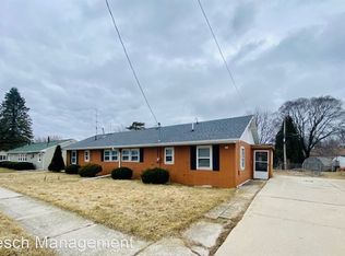 952 Robalo Ct, Manitowoc, WI 54220