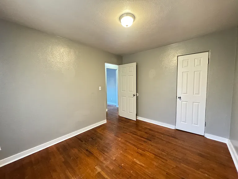 2030 NW 25th St #2 — Photo 14