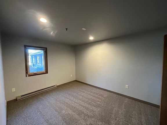 5th image of 1038 Fond Du Lac Ave #210