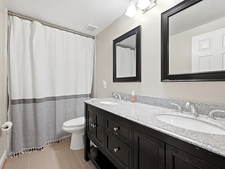 911 Riva Ridge Dr — Photo 37