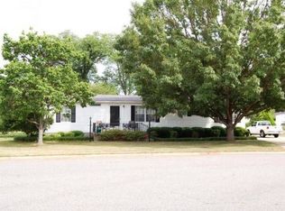 109 Brighton Dr, Byron, GA 31008