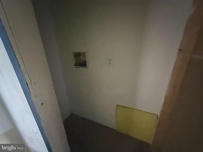 212 Warren St #2 — Photo 29