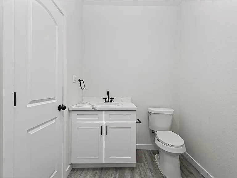 6921 Road 5503 — Photo 18