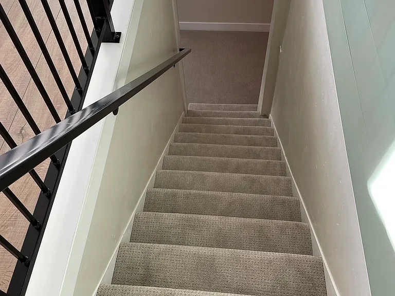 864 N 350 E — Photo 13