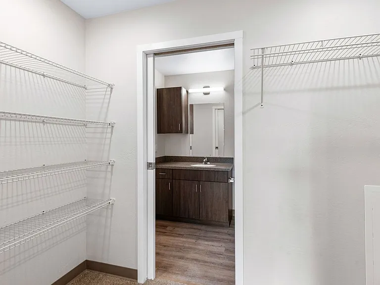 352 Deschane Ave — Photo 12