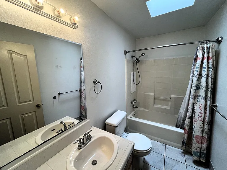 7025 London Dr — Photo 24