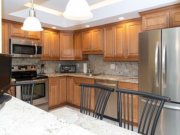 4th image of 806 Cypress Grove Lane #106