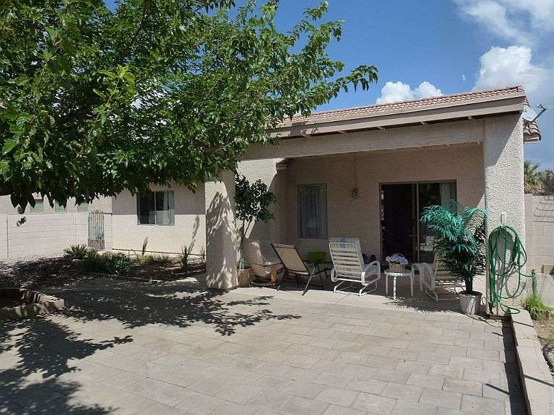 1st image of 2484 Candlewood Dr