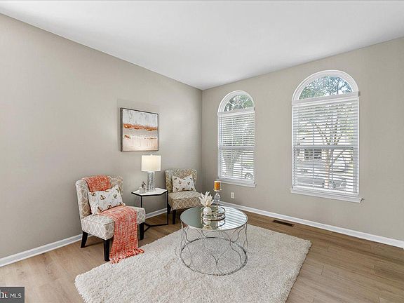 4th image of 21788 Regents Park Cir