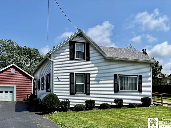 108 N Brigham Rd, Dunkirk, NY 14048