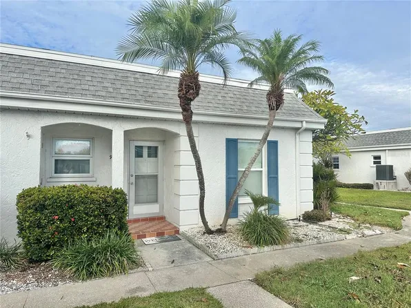 9722 Hernando Ct, Bradenton, FL 34210