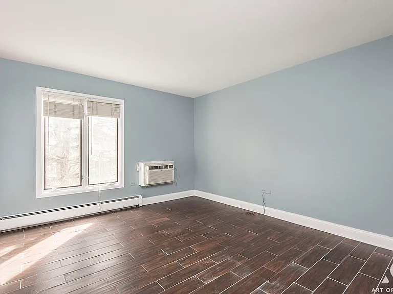 1049 Ogden Ave #212 — Photo 14
