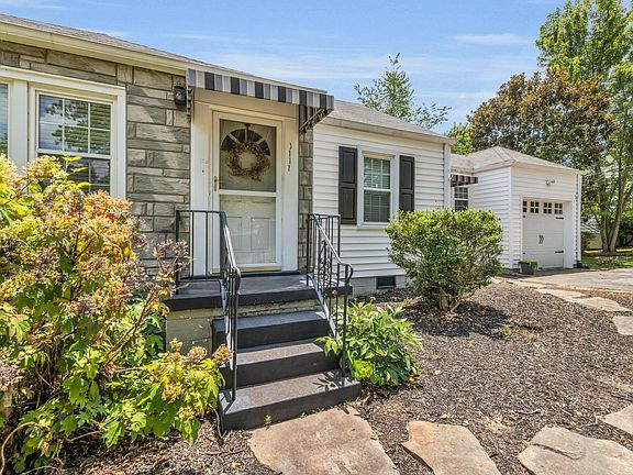 5th image of 3118 Ozark Cir
