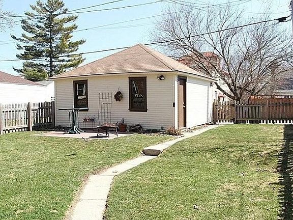 2nd image of 2792 N Sholes Ave #A