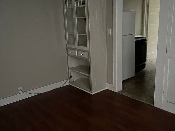 2nd image of 1824 O St