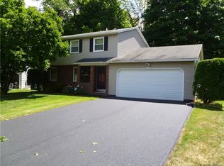 103 Ann Marie Dr, Rochester, NY 14606