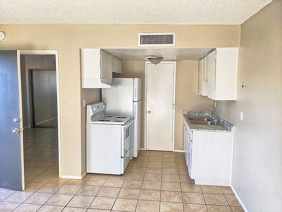 5th image of 3635 E Glenn St Unit B3