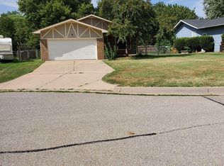 2039 N Shefford Ct, Wichita, KS 67212