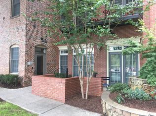 715 N 4th St APT 103, Wilmington, NC 28401