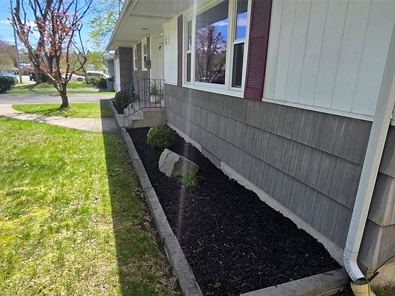 4th image of 515 Winston Dr