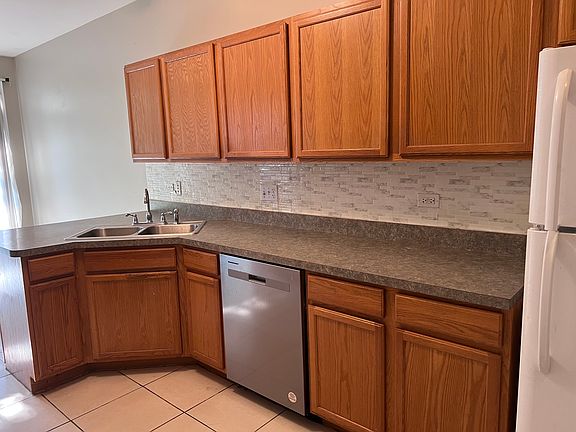 Kitchen Dishwasher Side