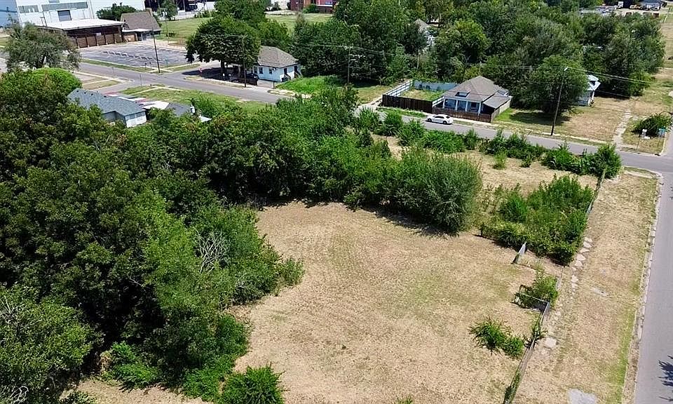 1st image of 1511 NW 1st St Lot 45-46-47
