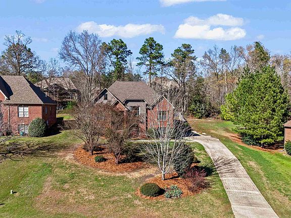 5th image of 236 Thoroughbred Ln