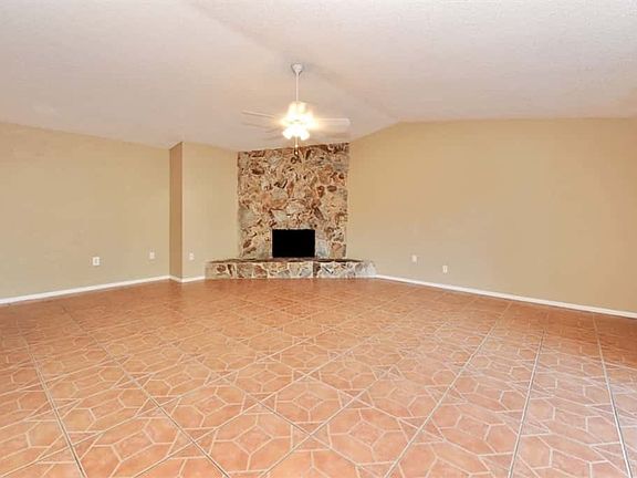 5th image of 11208 Wheeling Dr