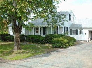 405 Amity St, Amherst, MA 01002