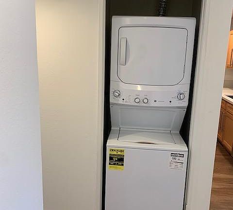 4th image of 1826 Butler Ave APT 204