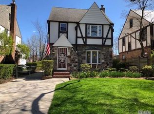 47-61 245th St, Little Neck, NY 11362