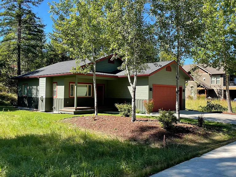 714 State Park Rd — Photo 2