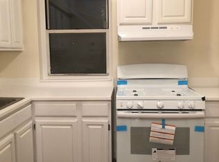 4017 192nd St APT 4, Flushing, NY 11358