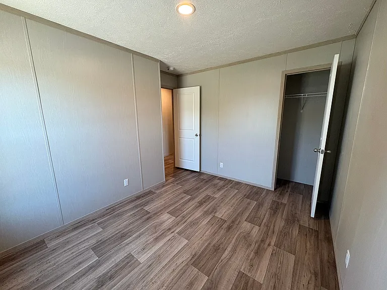 1128 S Gay Ave — Photo 91