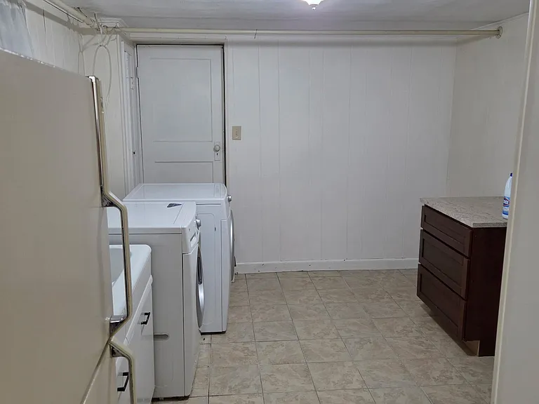 49 Pheasant St — Photo 9