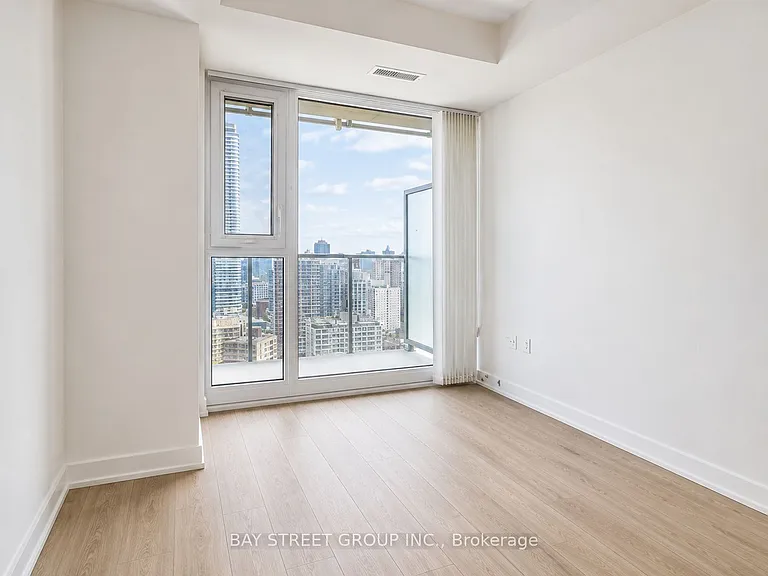 50 Wellesley St E #3102 — Photo 5
