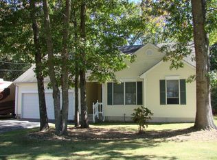 85 Lighthouse Dr, Manahawkin, NJ 08050