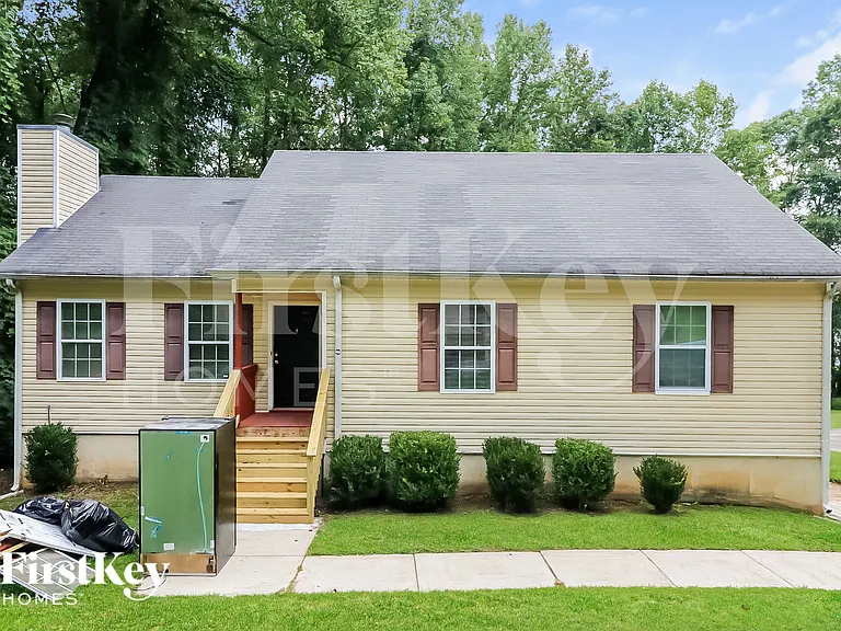 6013 Radford Dr — Photo 1