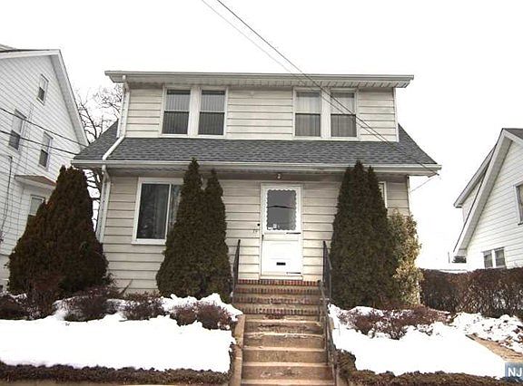 2nd image of 74 Tiona Ave