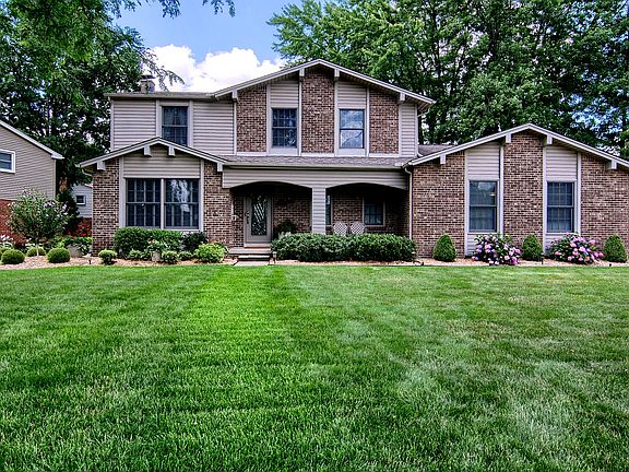 2nd image of 15729 Winchester Dr