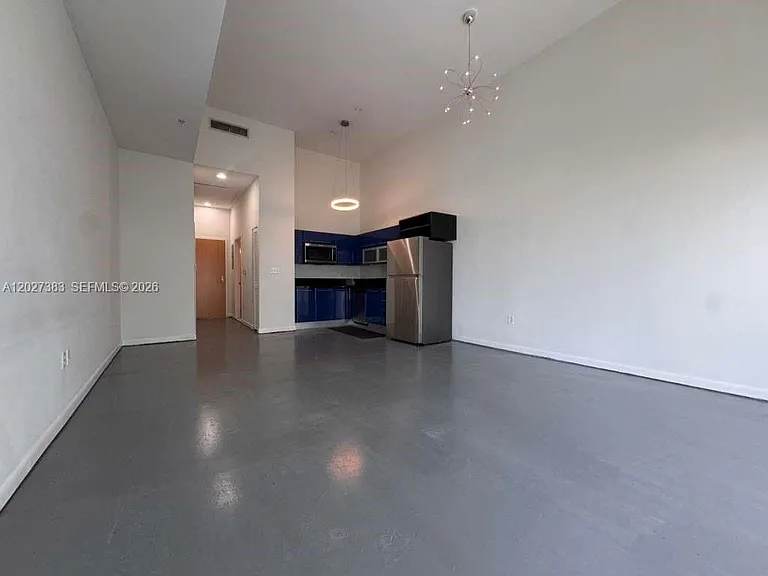 253 NE 2nd St #324 — Photo 2