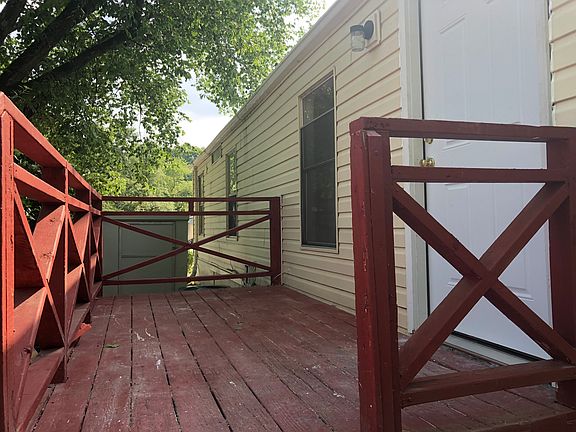4th image of 7927 Audubon Ave