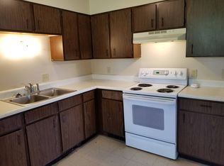 1707 Highway C APT 5, Bonnots Mill, MO 65016