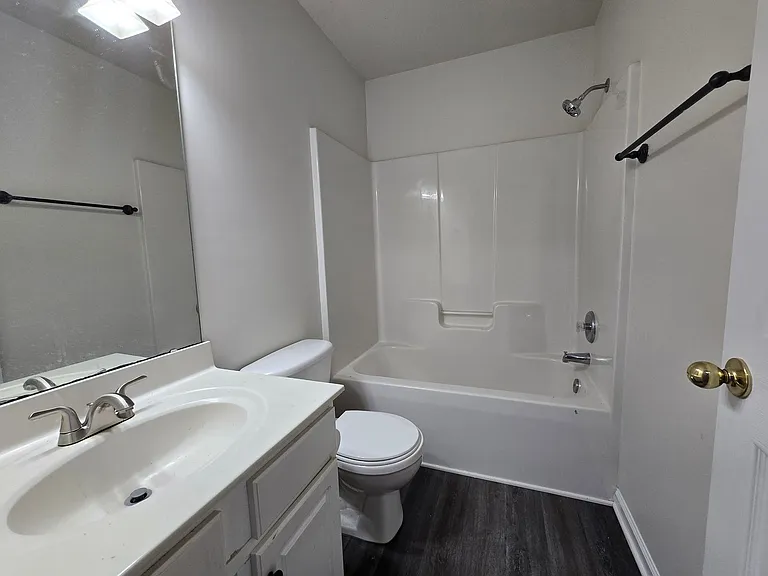 802 Sutter Gate Ln — Photo 22
