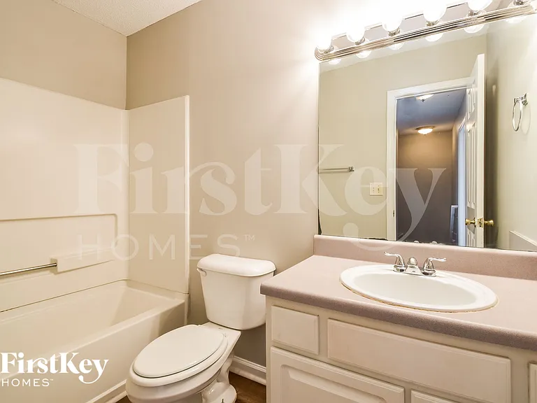 2451 Brianna Dr — Photo 14