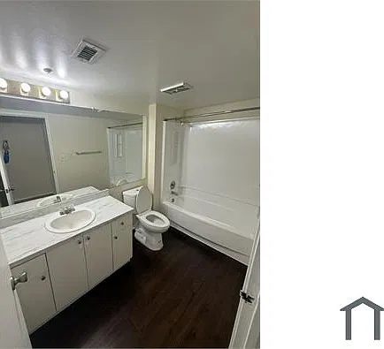 3182 Coral Lake Ln — Photo 4