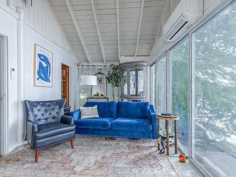 8 Frost Rd — Photo 16