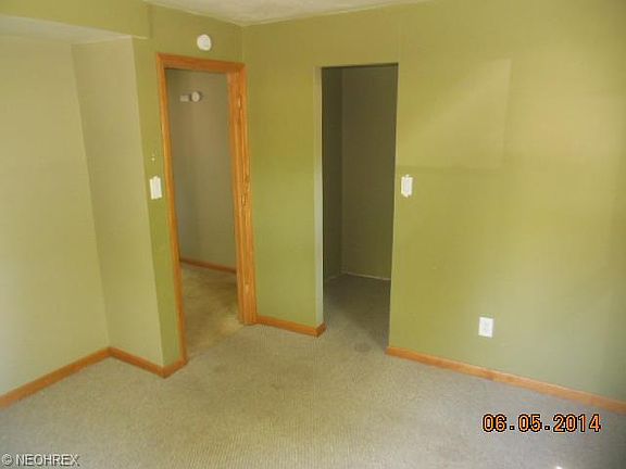 3rd image of 3901 Reid Ave