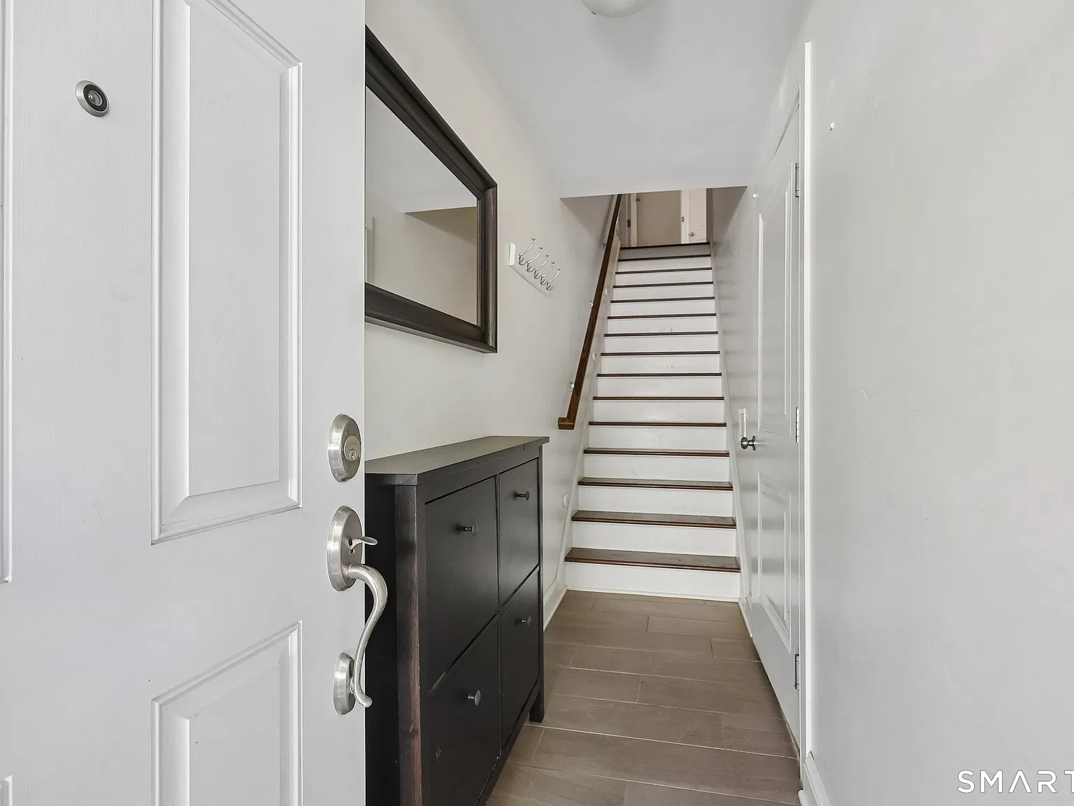 2 bed, 4.0 bath, 1710 sqft, $4,000 — Photo 4